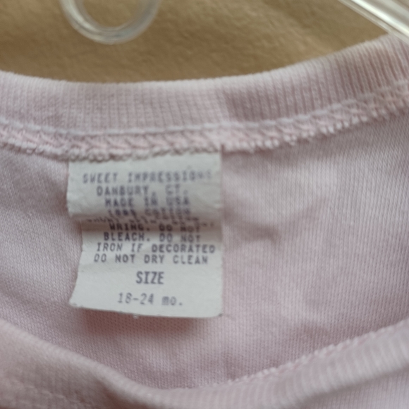 Pink onesie 18-24m - Picture 2 of 12
